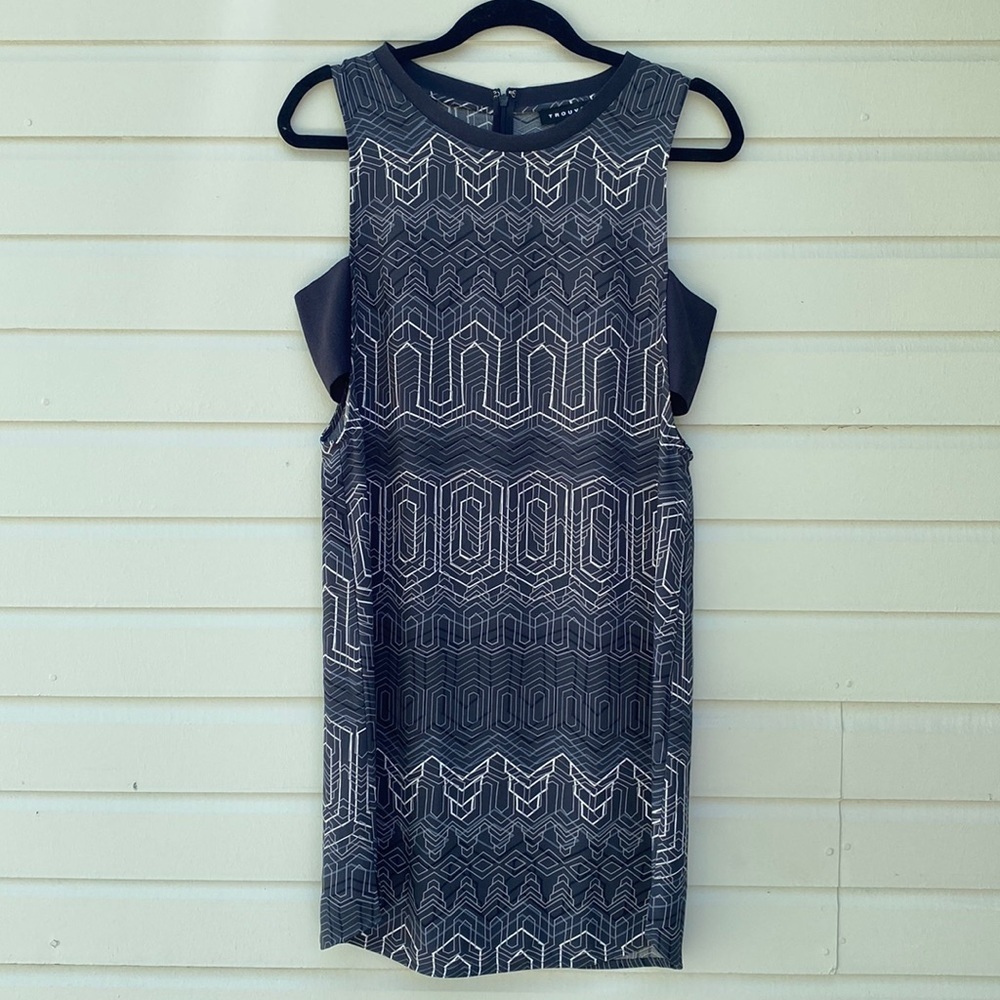 Trouvé Geometric cut-out Shift Dress